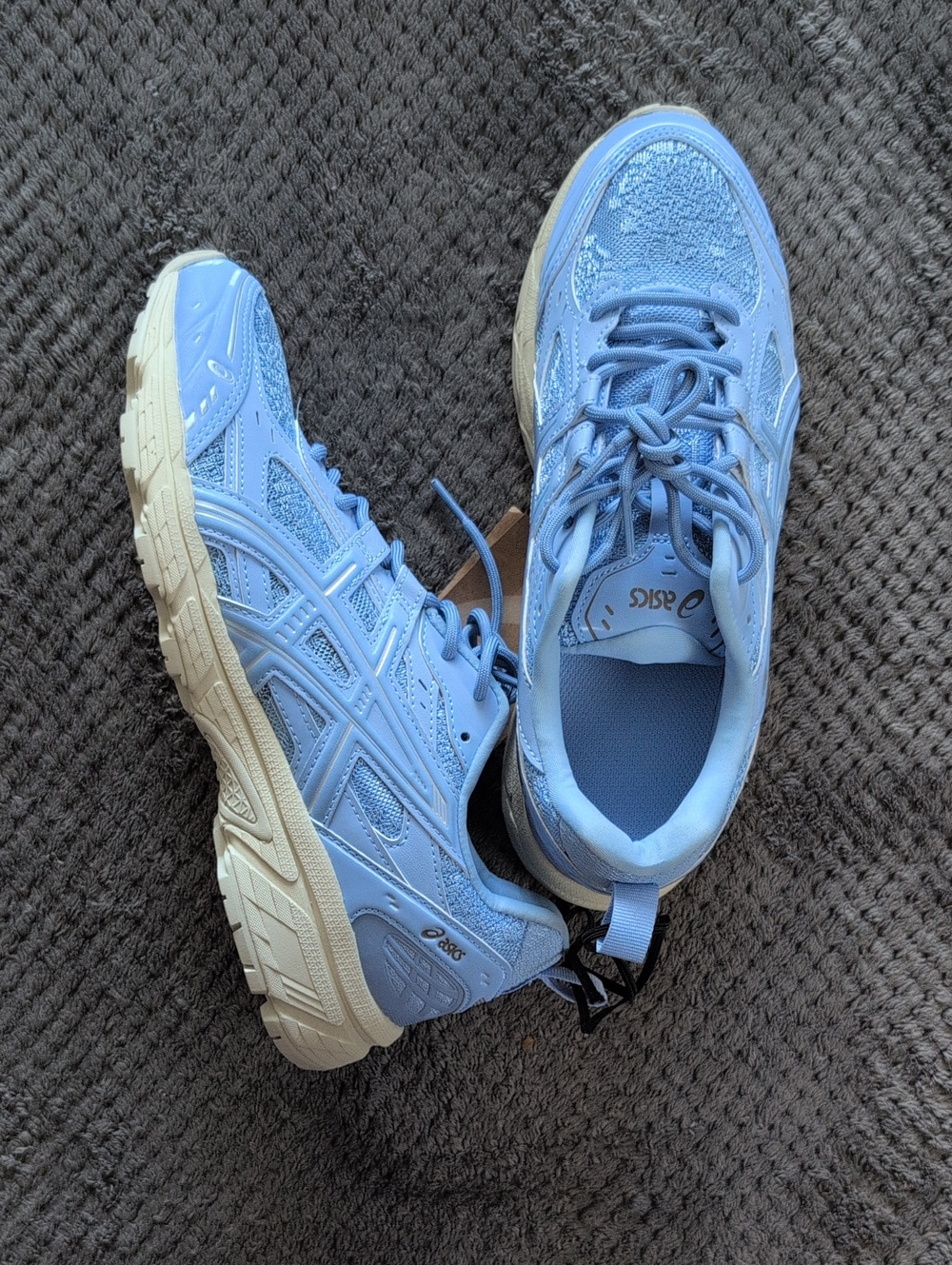 ASICS Men's Pastel Blue Lace-Up Athletic Sneakers